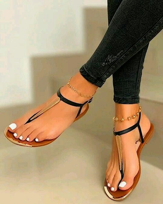 ιδέες-για-γυναικεία-σανδάλια-το-Καλοκαίρι 2022-