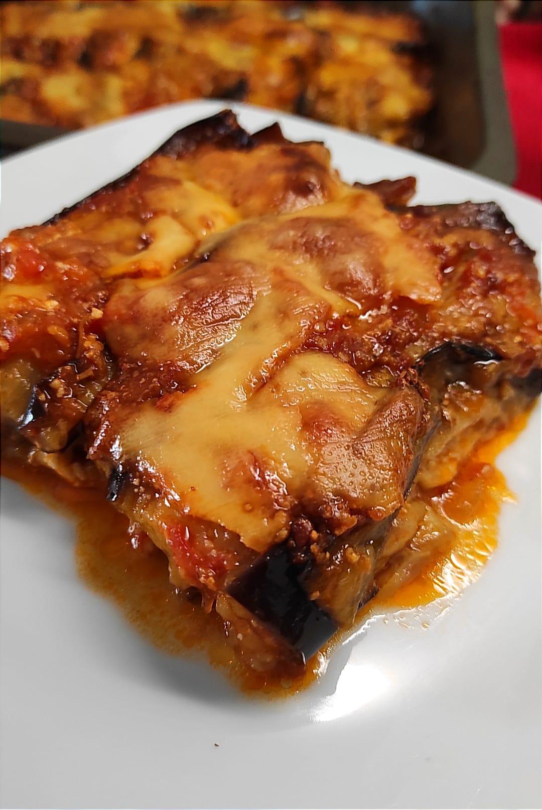 μελιτζάνες -στο -φούρνο- με -τυριά- μελιτζάνες -στο -φούρνο- με -τυριά-