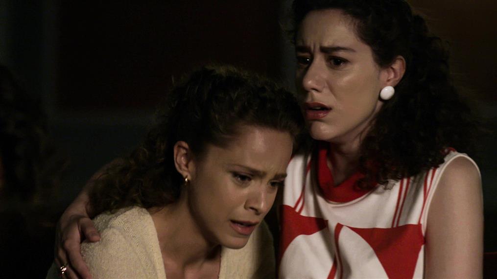 Άγριες Μέλισσες: Ο Ακύλας το σκάει από την φυλακή και θέλει να σκοτώσει την Ελένη