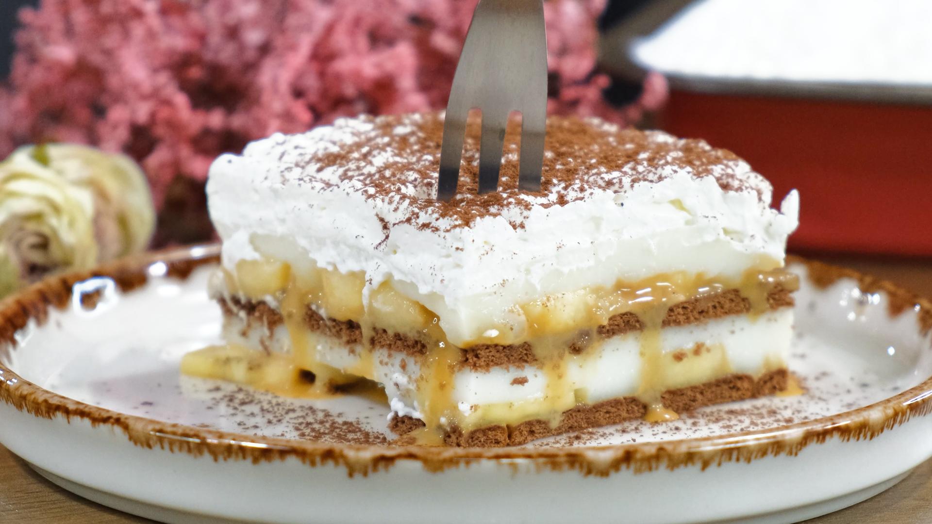 Μπισκοτόγλυκο- με -καραμελωμένο- ζαχαρούχο-