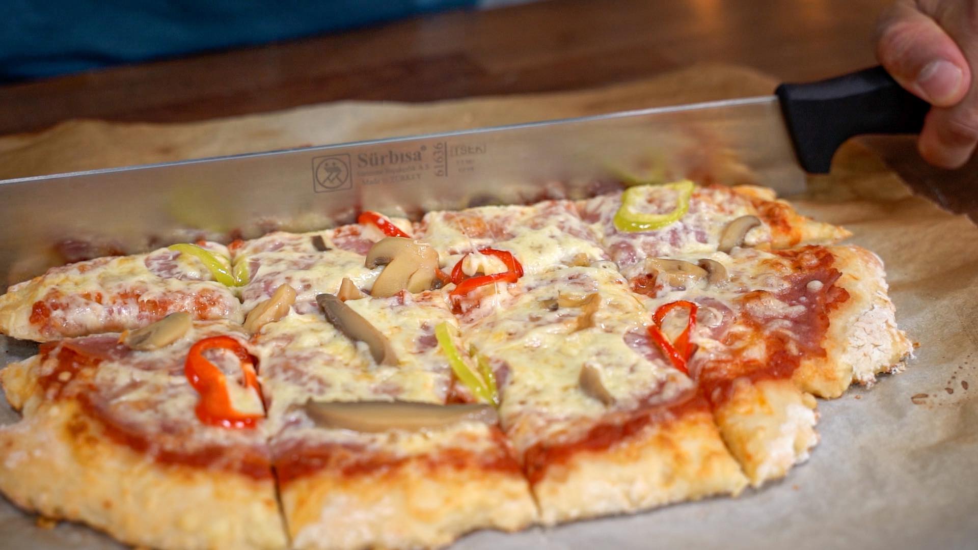 συνταγή-για-ζύμη-για-πίτσα-με-2 υλικά-