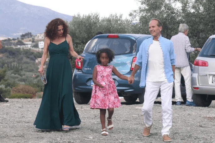 Ορφέας Αυγουστίδης: Η μικρή του αδελφή που έκλεψε την παράσταση