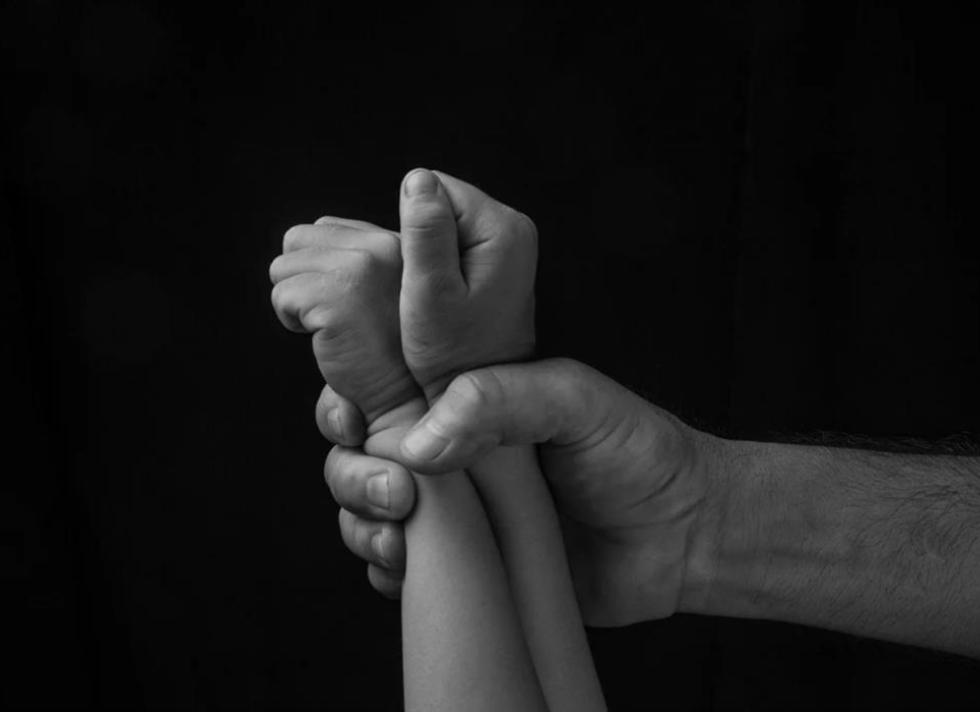 Παιδική πòρνογρ@φια: Ανήλικοι διακινούν βίντεο και φωτογραφίες ακόμη και βρεφών