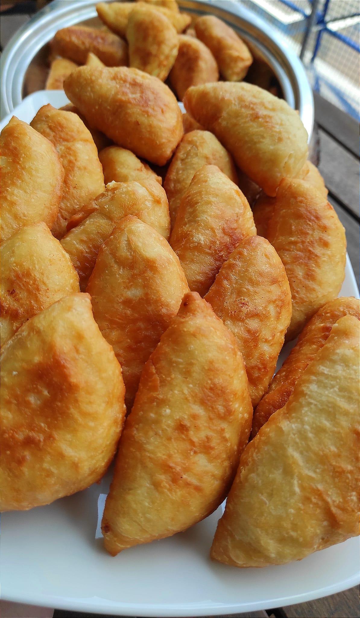 τυροπιτάκια -στο- τηγάνι- χωρίς- να- τραβάνε- λάδι- τυροπιτάκια -στο- τηγάνι- χωρίς- να- τραβάνε- λάδι-