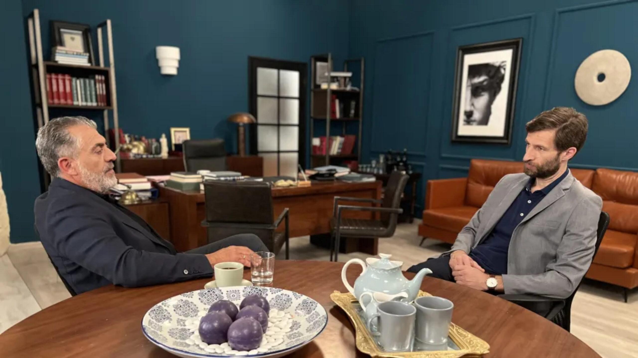 Η Γη της Ελιάς-Δημοσθένης-Κωνσταντίνος-