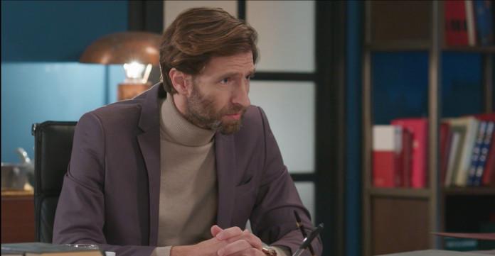 Η Γη της Ελιάς-Κωνσταντίνος-