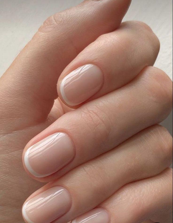 Baby-French Manicure-με-λευκές-άκρες-ιδέες-
