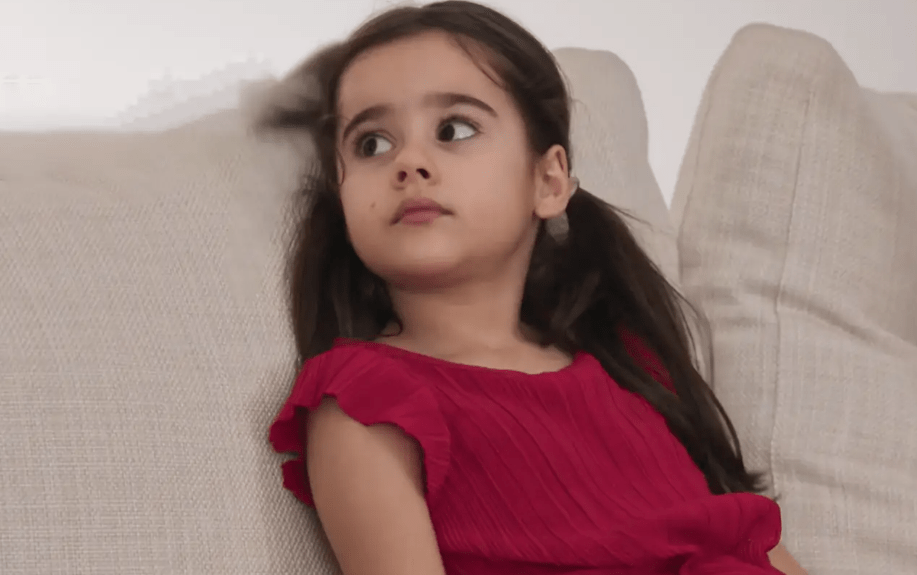 Η Γη της Ελιάς: Η Αντιγόνη βρίσκεται για πρώτη φορά με την κoρη της