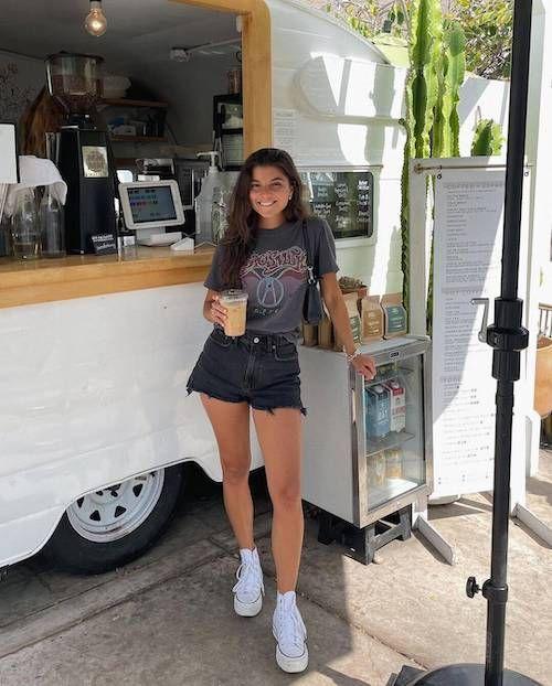 ιδέες-για-ντύσιμο-τον-Ιούλιο 2022-με-print-