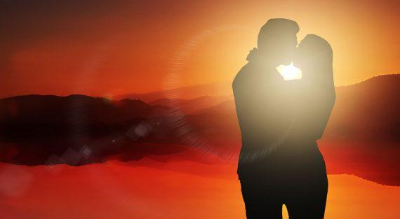 Θερινό ηλιοστάσιο: Αυτά είναι τα 4 ζώδια θα ευνοηθούν το φετινό καλοκαίρι