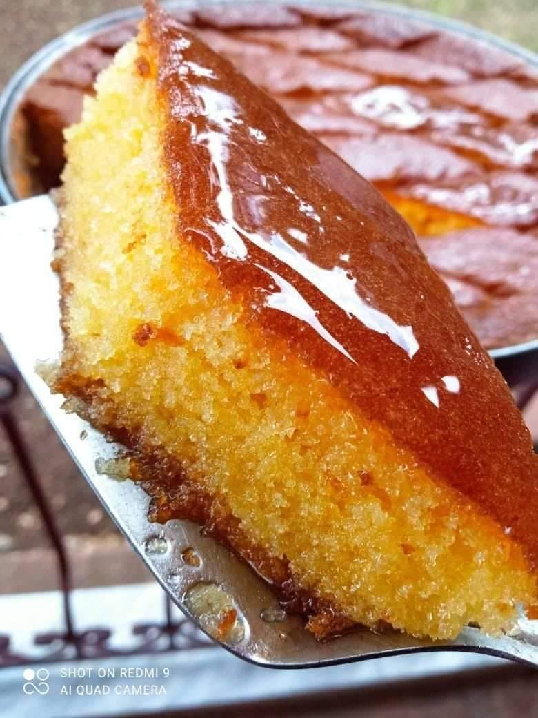 Σιροπιαστό -παντεσπάνι-