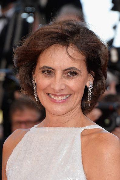 καρέ-μαλλιά-με-όγκο-κουρέματα-για-γυναίκες-άνω των 40-ιδέες-