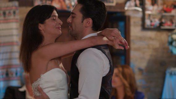 Η-Γη-της-Ελιάς-Ιουλία-Κουράκος