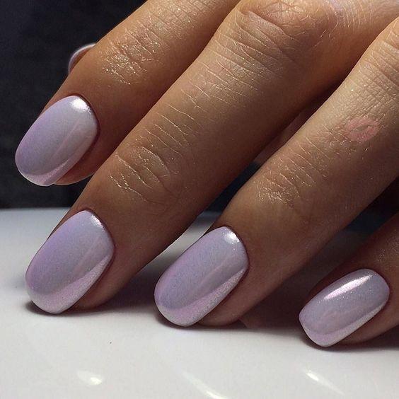 ανοιχτό ροζ-στα-νύχια-το-Καλοκαίρι 2022-τάσεις-