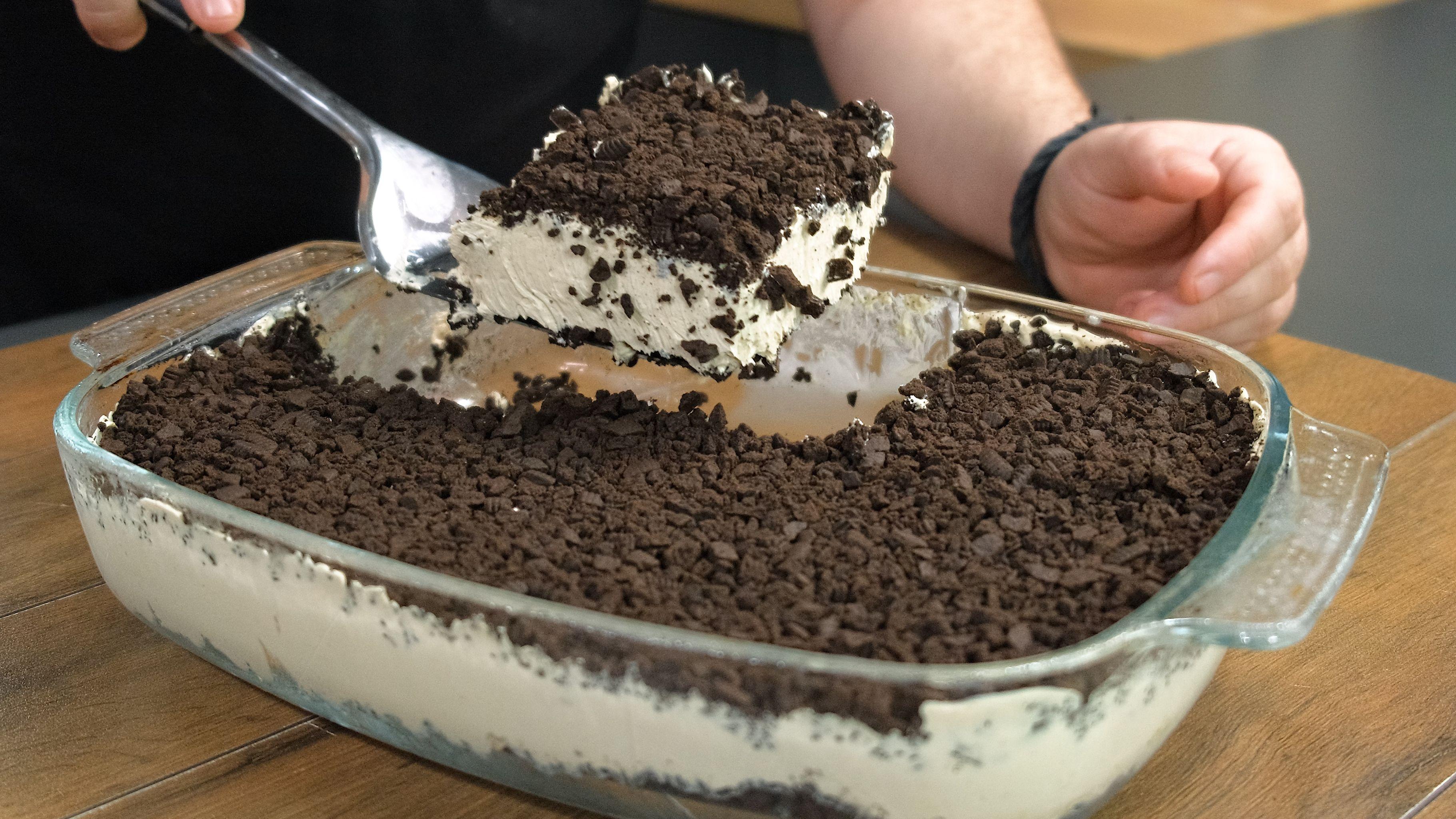 Καλοκαιρινό- γλυκό -ψυγείου- με -καραμέλα- και- ακόμη- 2- υλικά- Καλοκαιρινό- γλυκό -ψυγείου- με -καραμέλα- και- ακόμη- 2- υλικά-