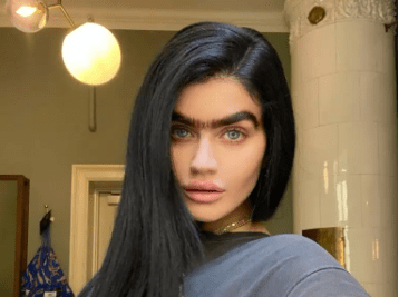 Σοφία Χατζηπαντελή: Δείτε το γνωστό μοντέλο χωρίς ενωμένα φρύδια (Pic)