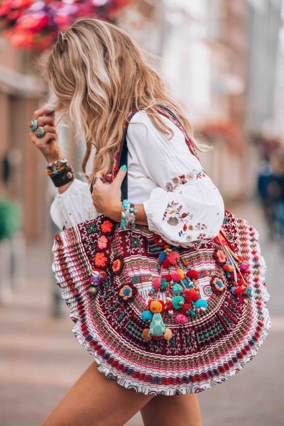 χρωματιστή-boho τσάντα-με-κρόσσια-ιδέες- χρωματιστή-boho τσάντα-με-κρόσσια-ιδέες-