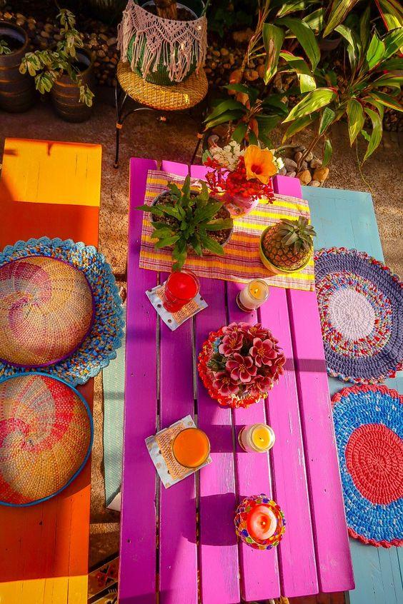 έντονα χρώματα-στα-έπιπλα-στην-αυλή-και-στον-κήπο-ιδέες-