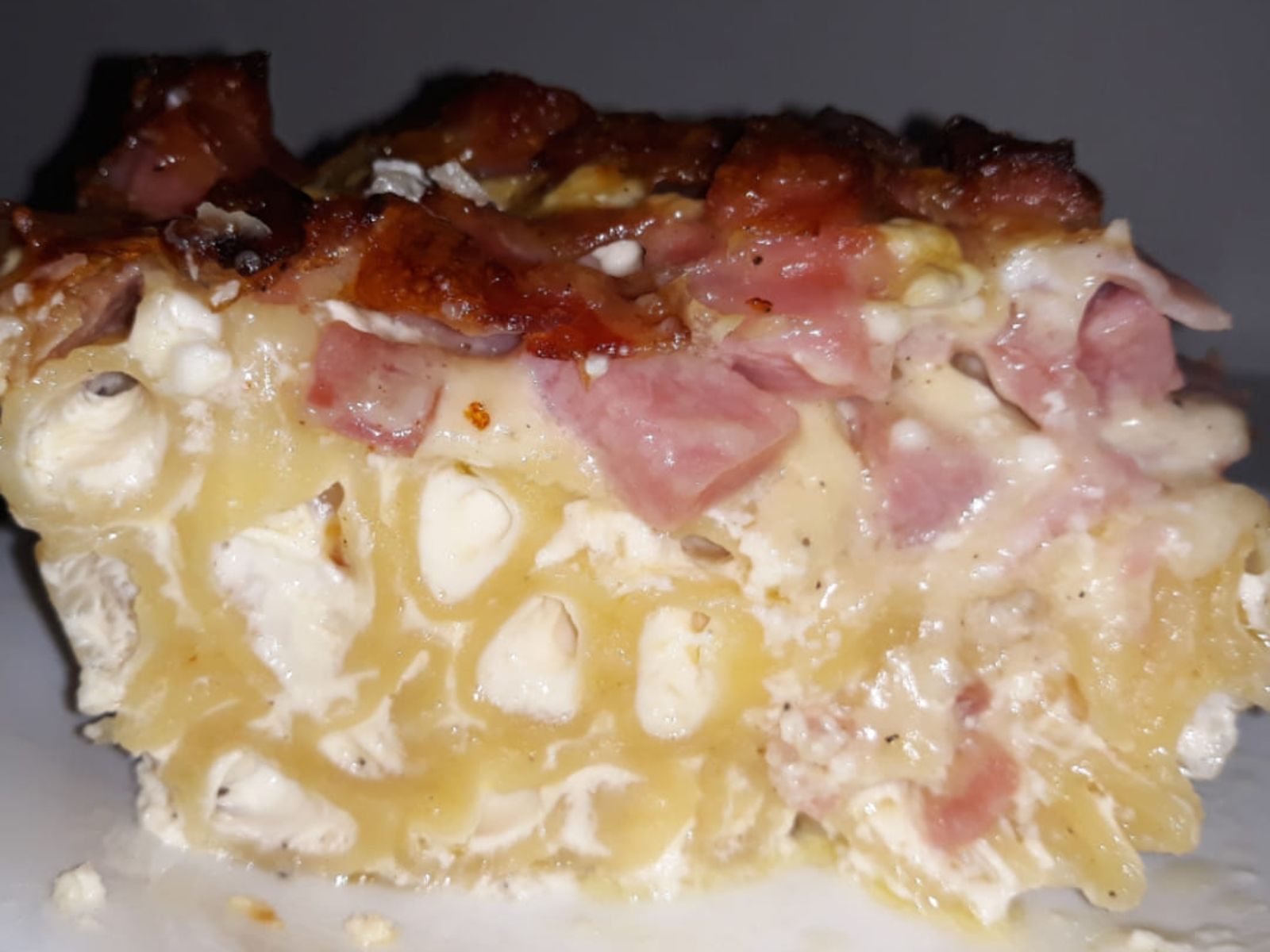 Γρήγορο- φαγητό-: Μακαρονοσουφλέ- με- πένες-