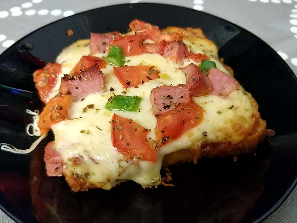 συνταγή-για-πίτσα-από-ψωμί του τοστ-