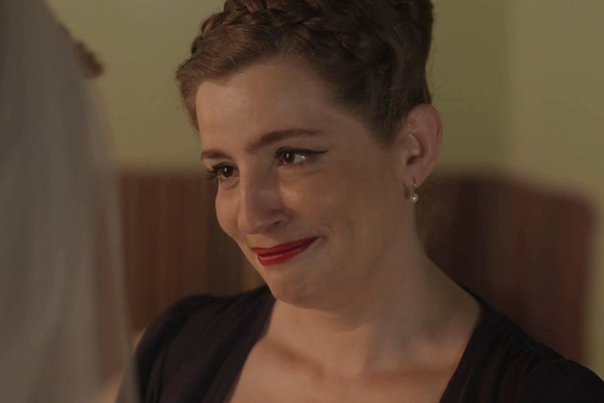 Άγριες-Μέλισσες-Ελένη