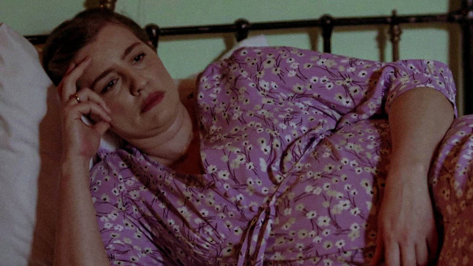 Άγριες Μέλισσες-Ελένη- Άγριες Μέλισσες-Ελένη-