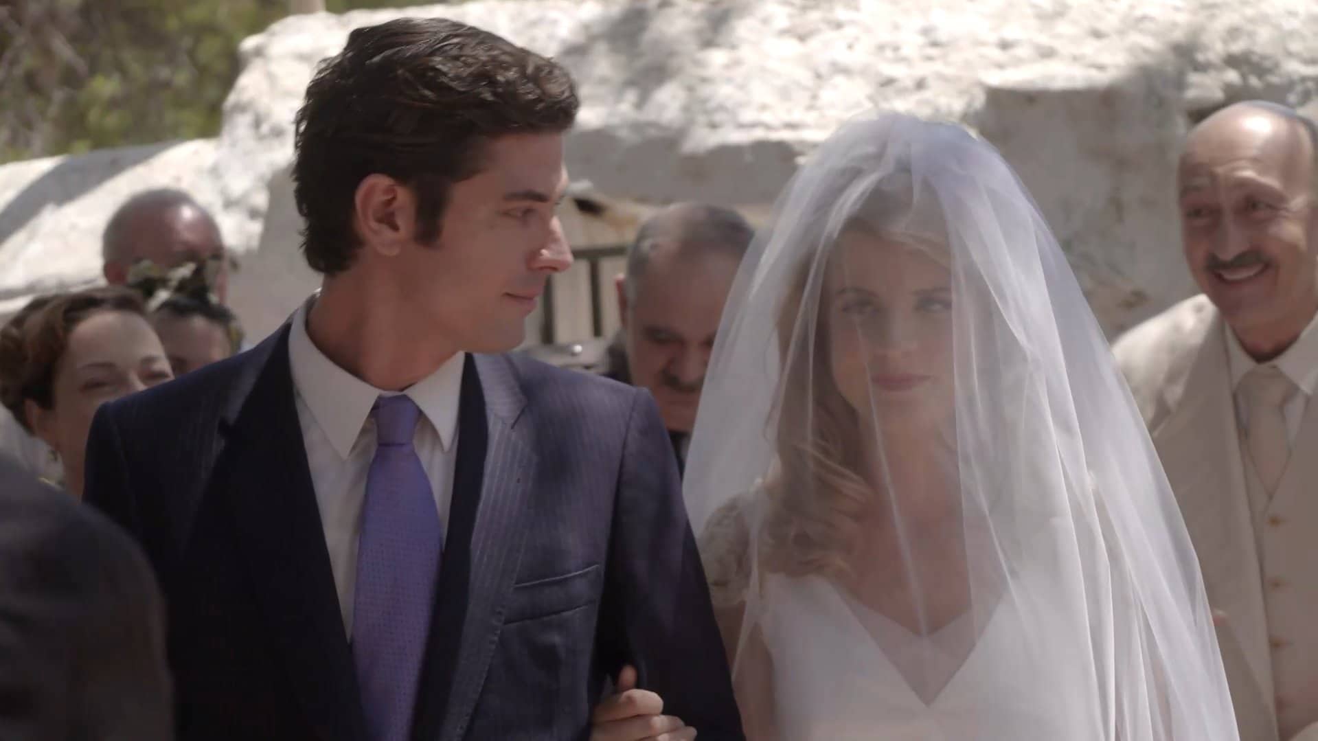 Άγριες Μέλισσες-Λάμπρος-Δρόσω- Άγριες Μέλισσες-Λάμπρος-Δρόσω-