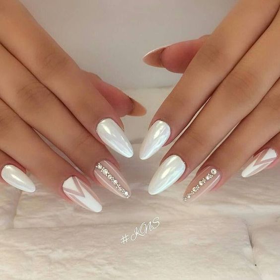 Mermaid-λευκά-νύχια-με-σχέδια-ιδέες- Mermaid-λευκά-νύχια-με-σχέδια-ιδέες-