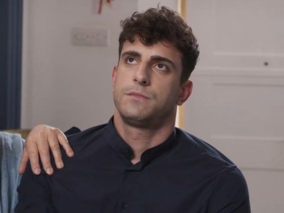 Η-Γη-της-Ελιάς-Αλέξης