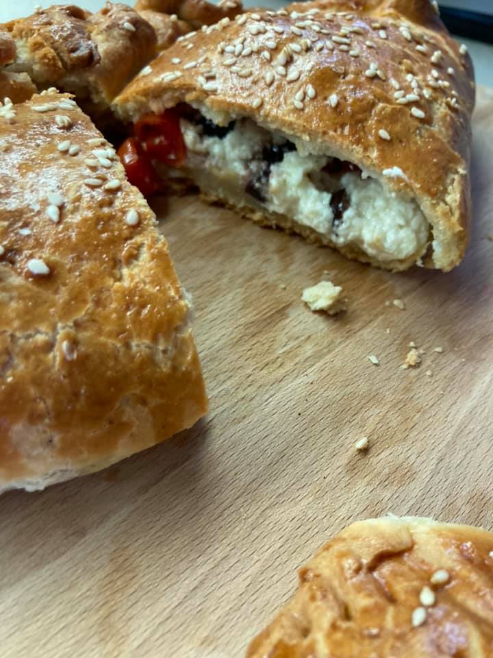 Γεμιστό-μπουρέκι-με λαχανικά-συνταγή-