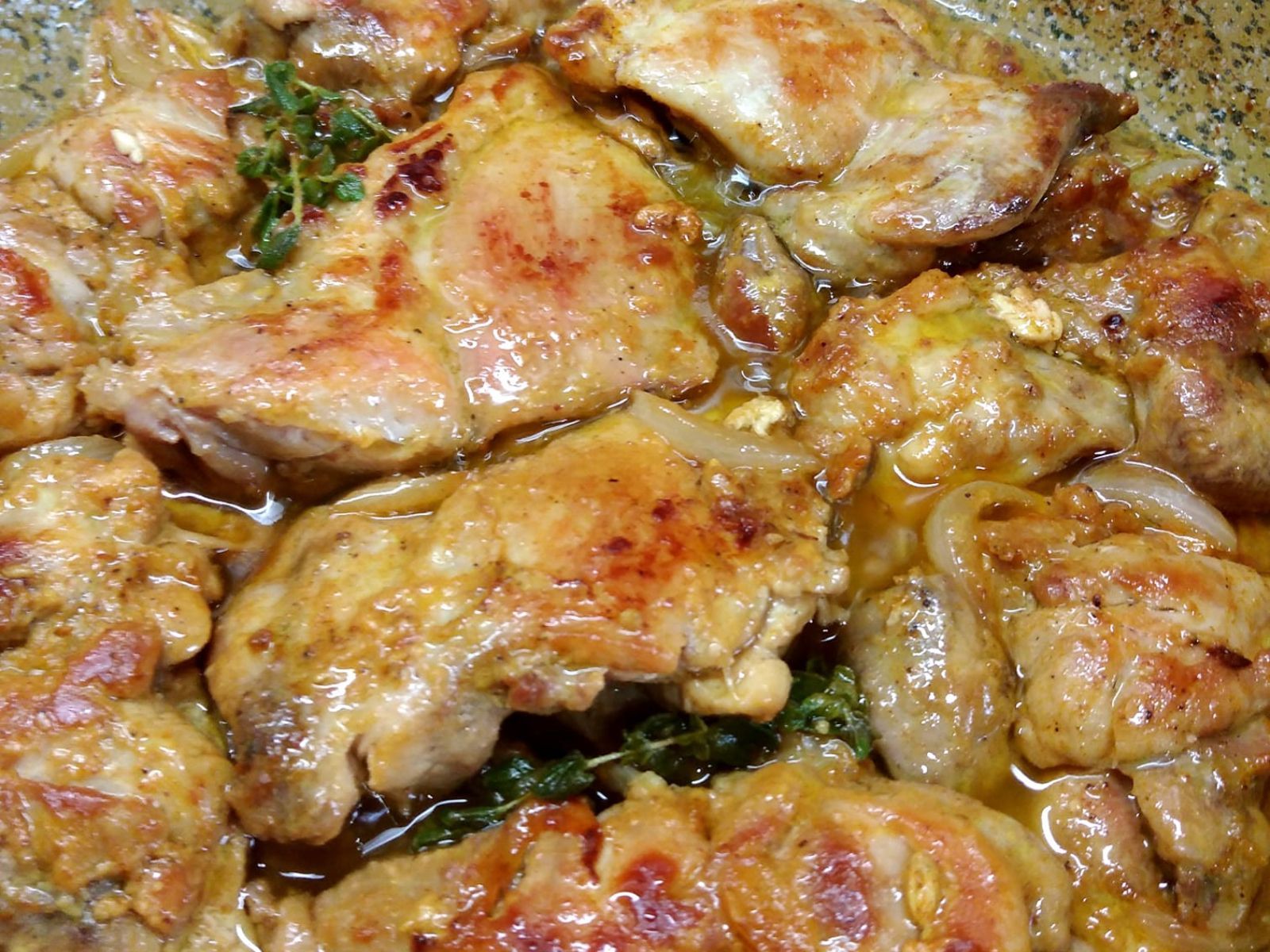 Κοτόπουλο -στο -τηγάνι- με -καπνιστή -πάπρικα-