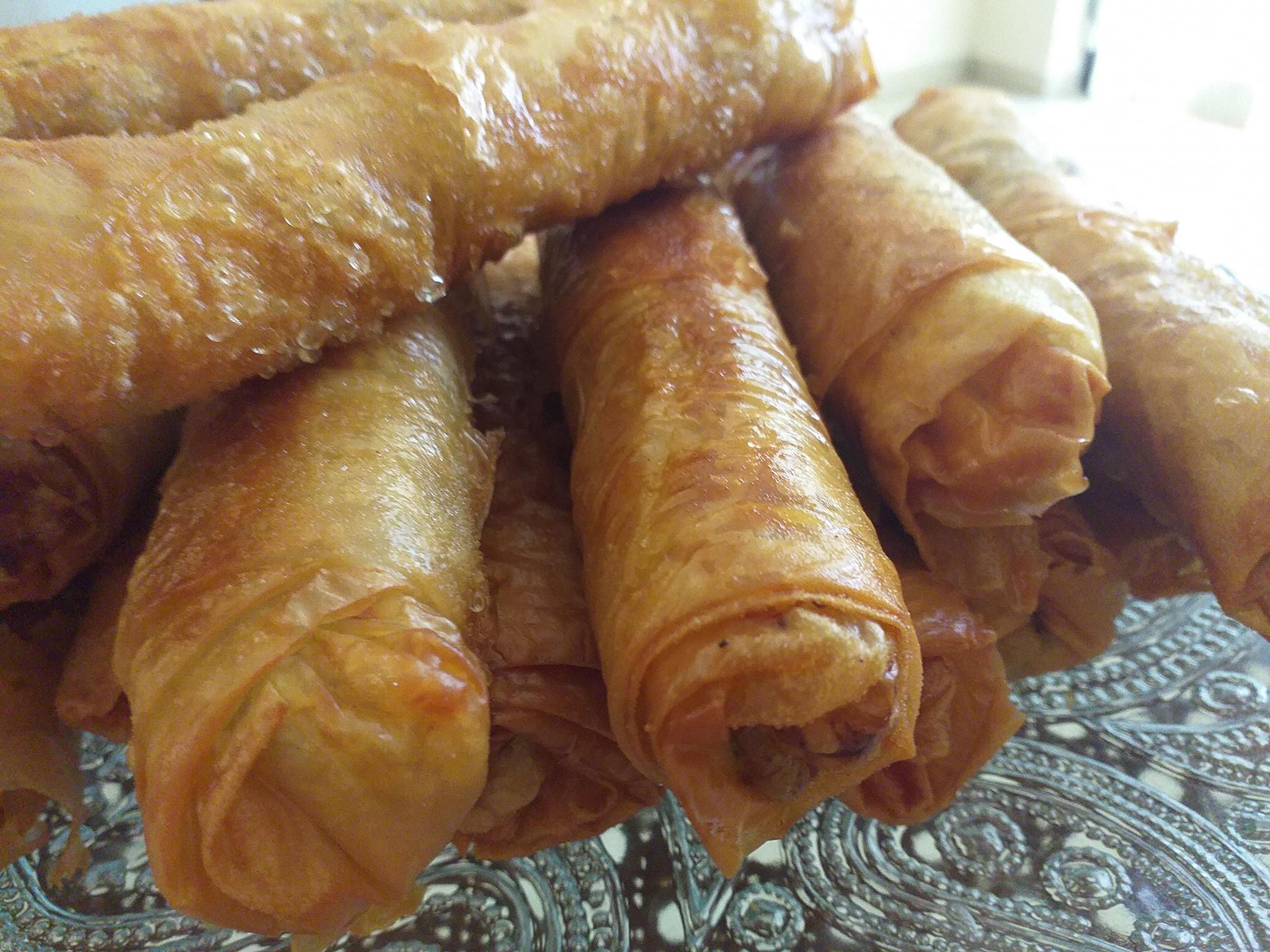 Σπιτικά- spring- rolls- με -φύλλο- κρούστας- Σπιτικά- spring- rolls- με -φύλλο- κρούστας-