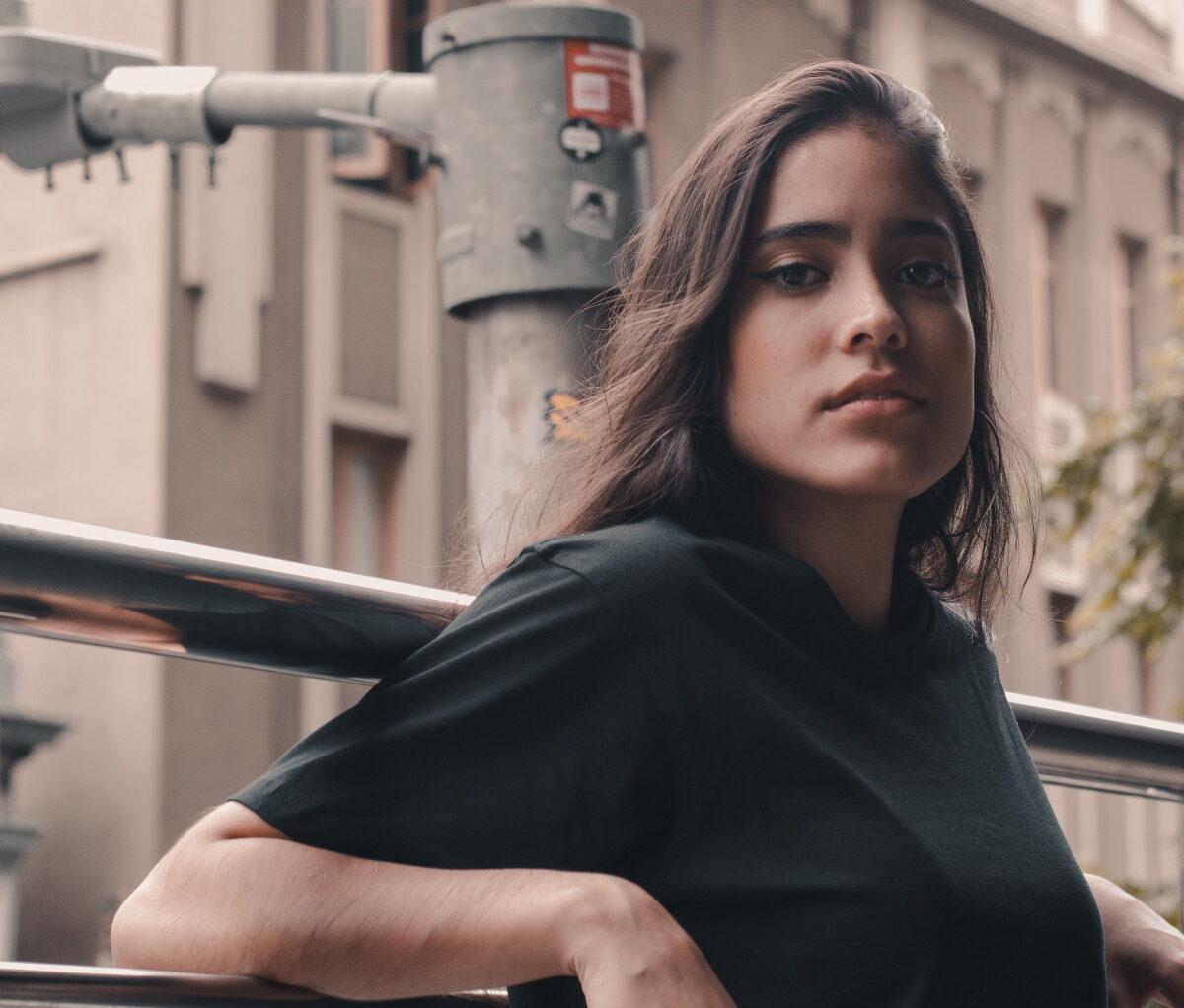 κείμενο-για-την-αυτοπεποίθηση-αξίζω-είμαι-αρκετή-