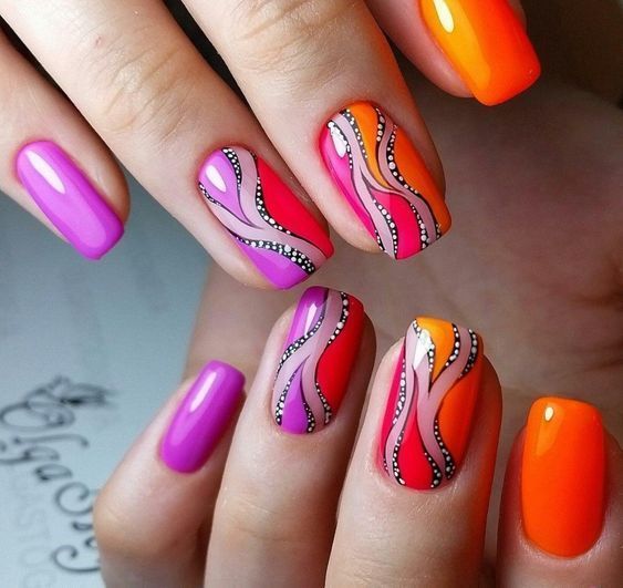 ιδέες-για-μανικιούρ-Αύγουστος 2022-