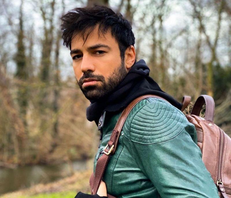 Η Γη της Ελιάς: Αυτός είναι ο γιός του Δημοσθένη