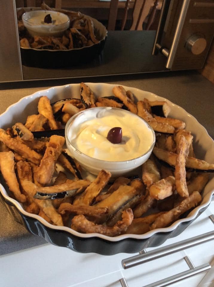 Μελιτζάνες- σαν- γαριδάκια-