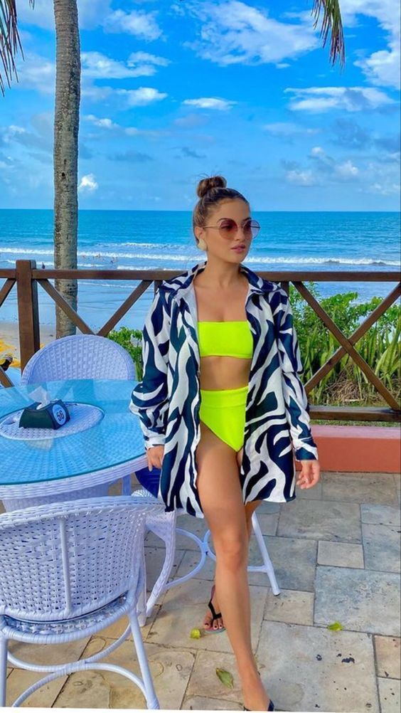 ιδέες-για-χτενίσματα-στις-διακοπές-Αύγουστος 2022-