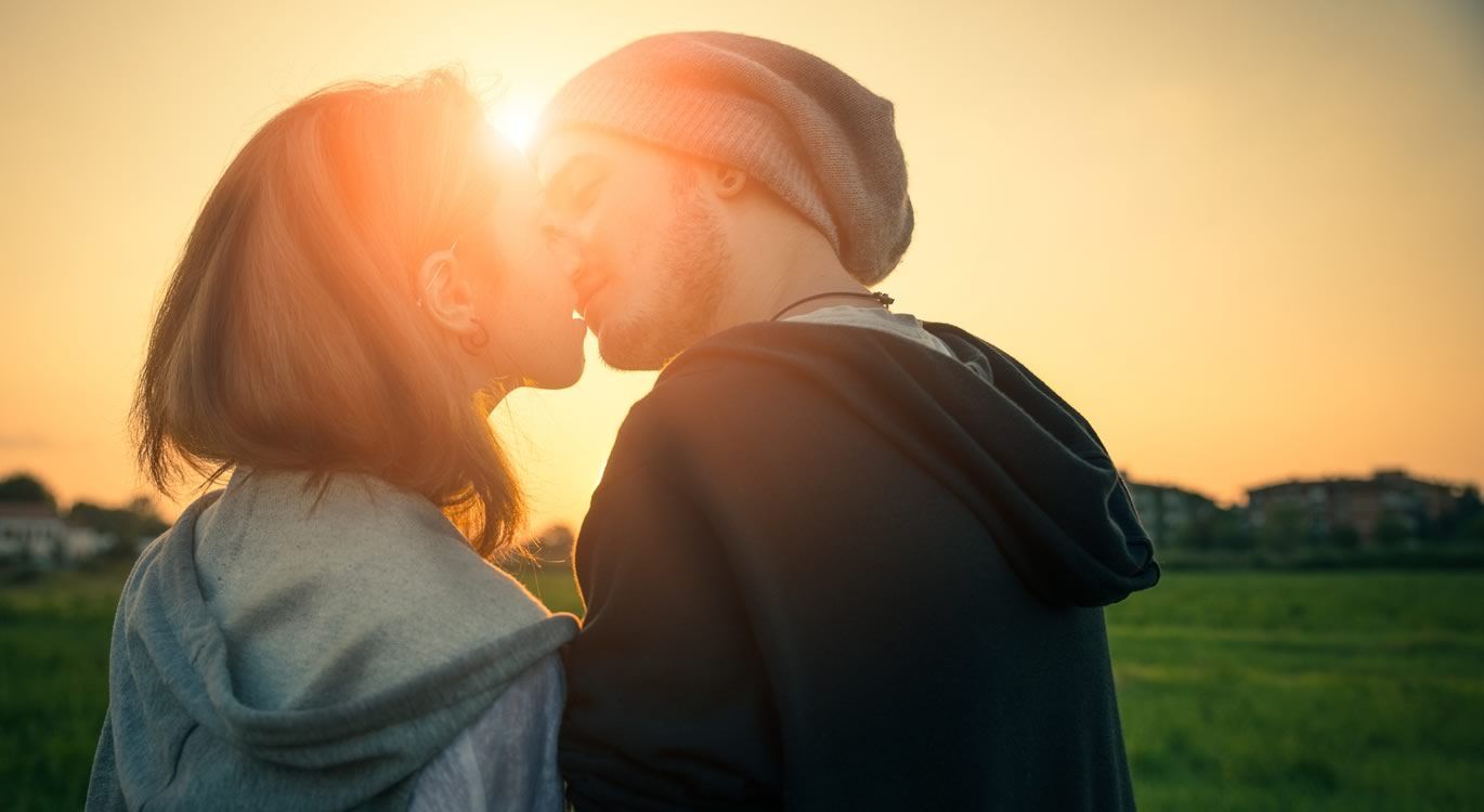 κακοποιητική-σχέση-στην-εφηβεία-συμπτώματα- κακοποιητική-σχέση-στην-εφηβεία-συμπτώματα-