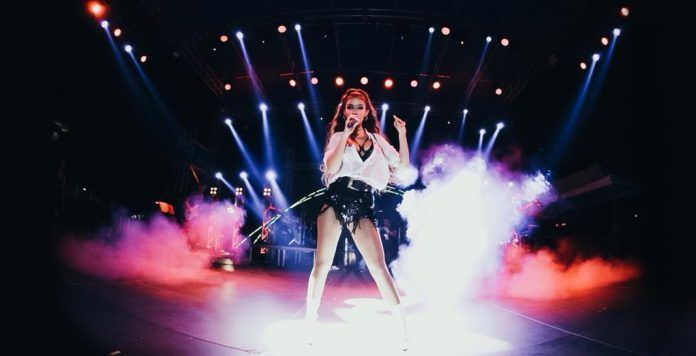 Ελένης Φουρέιρα: Για λόγους υγείας ακυρώνει τις εμφανίσεις της σε Ελλάδα και Κύπρο