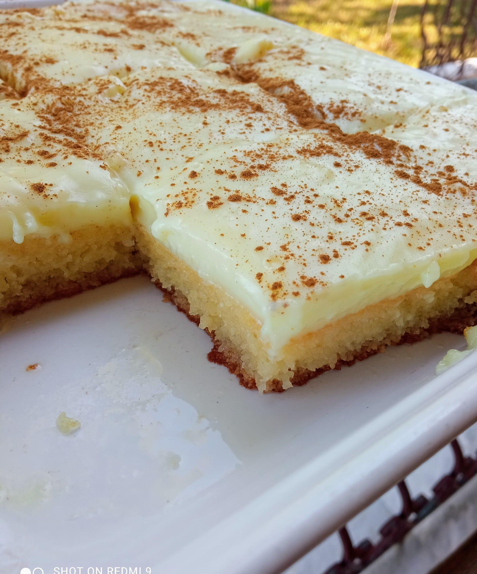 Πολίτικο ραβανί-με κρέμα-συνταγή-