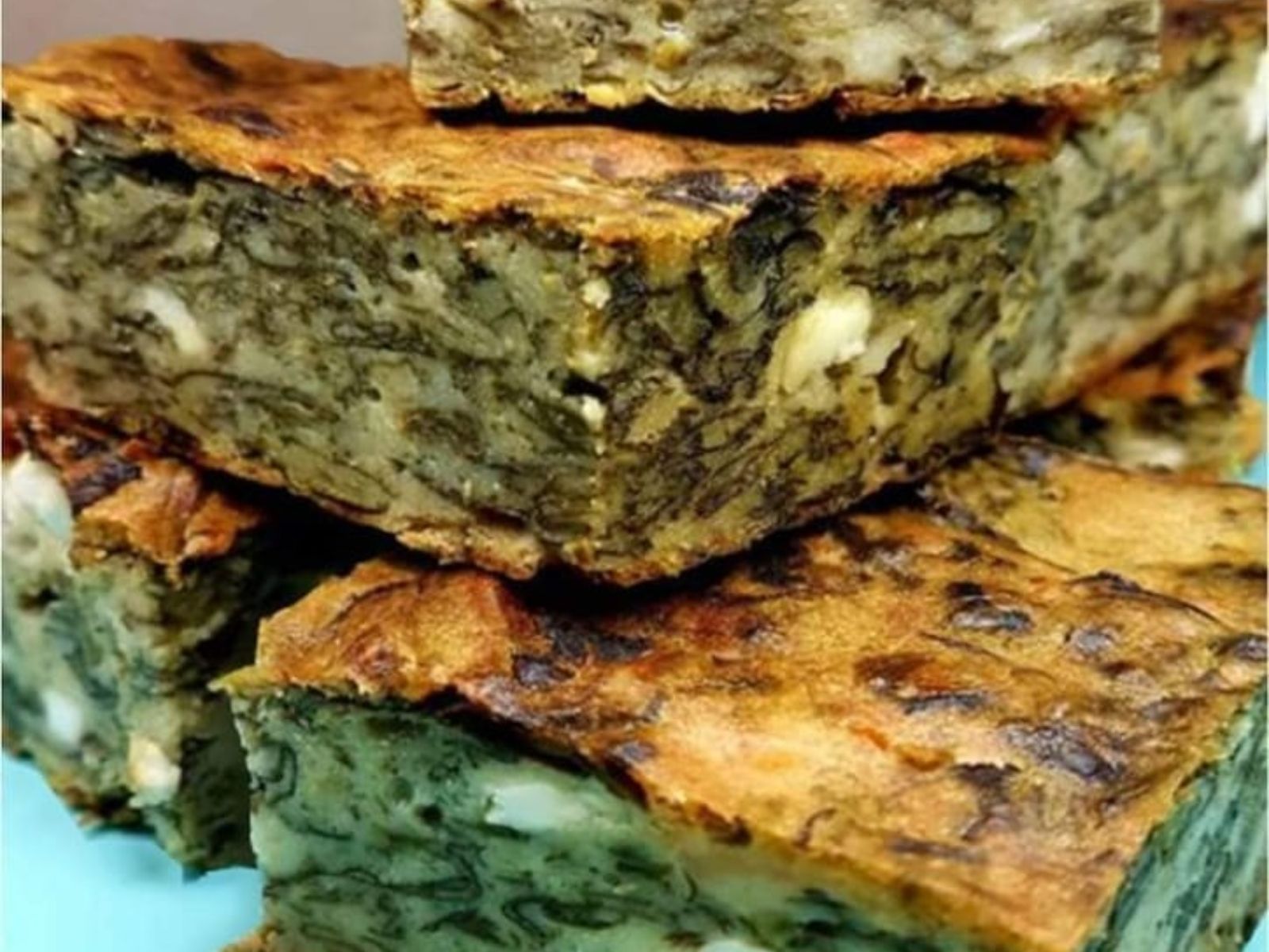 Τεμπελοτυρόπιτα- με- σπανάκι- Τεμπελοτυρόπιτα- με- σπανάκι-