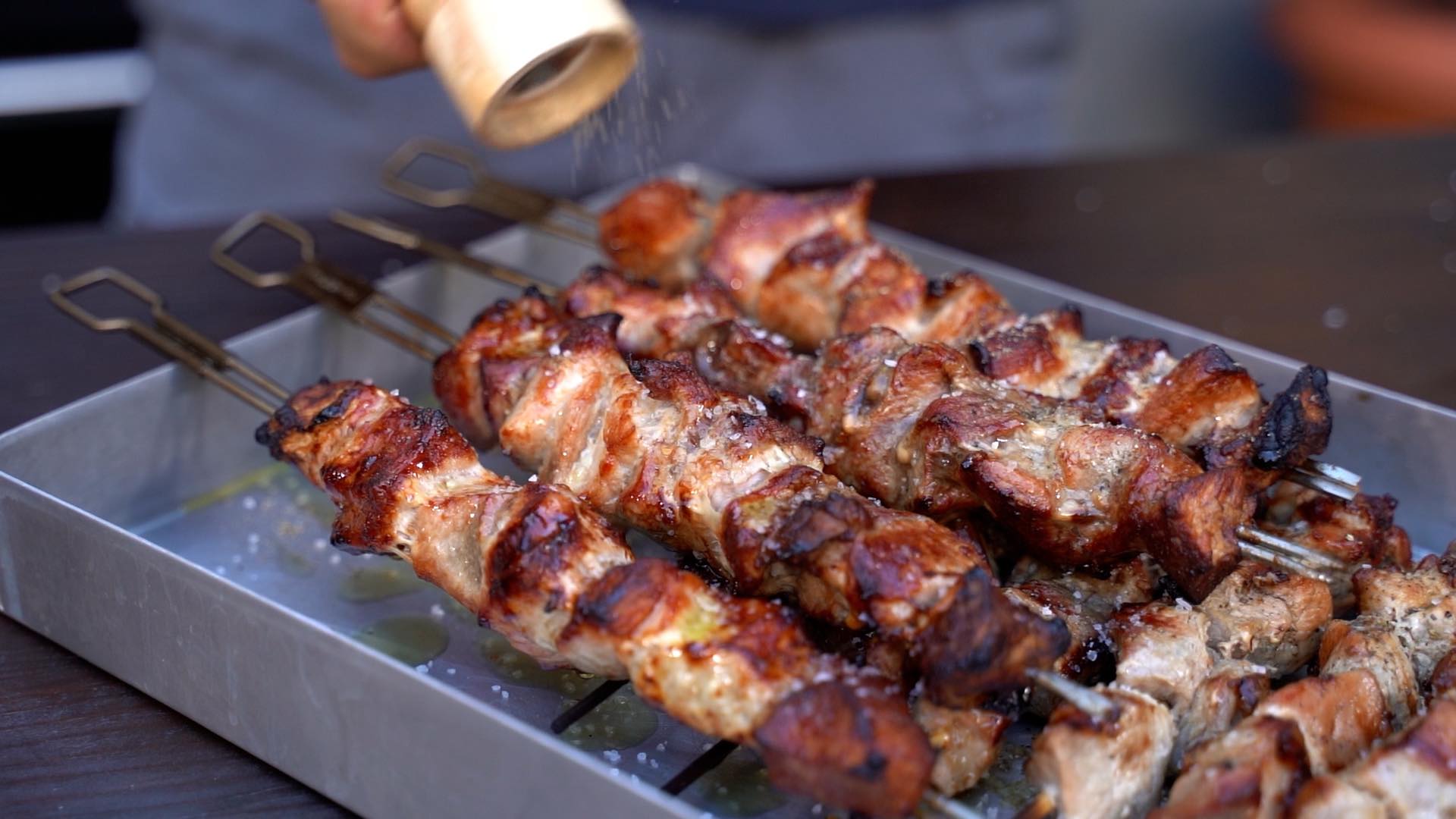 Σπιτικά σουβλάκια χοιρινά από τον Δημήτρη Μιχαηλίδη