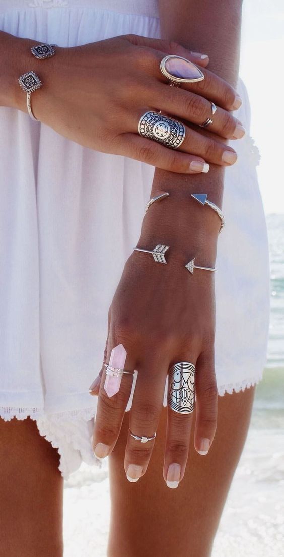 Καλοκαίρι 2022: 15 ιδέες με boho δαχτυλίδια Καλοκαίρι 2022: 15 ιδέες με boho δαχτυλίδια