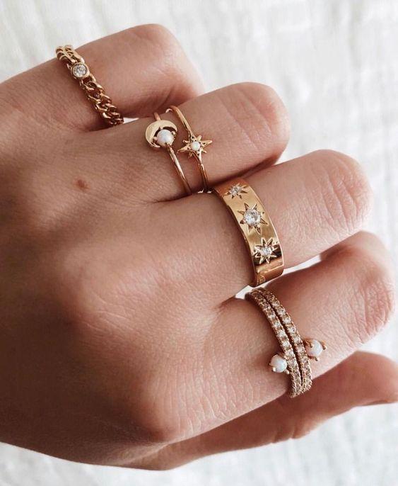 χρυσά δαχτυλίδια-με-μισοφέγγαρα-και-αστέρια-ιδέες- χρυσά δαχτυλίδια-με-μισοφέγγαρα-και-αστέρια-ιδέες-
