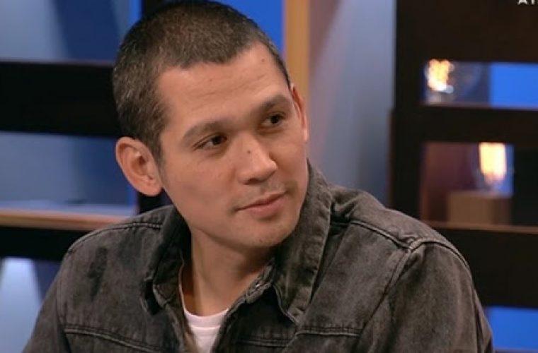 Σωτήρης Κοντιζάς: Οι βουτιές με τα τρία παιδιά του- Η μικρή του κόρη είναι κατάξανθη! (εικόνες)