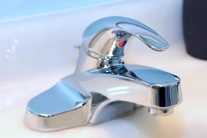 Μούχλα-σε-ανοξείδωτες επιφάνειες-έξυπνα κόλπα-καθαριότητας- Μούχλα-σε-ανοξείδωτες επιφάνειες-έξυπνα κόλπα-καθαριότητας-