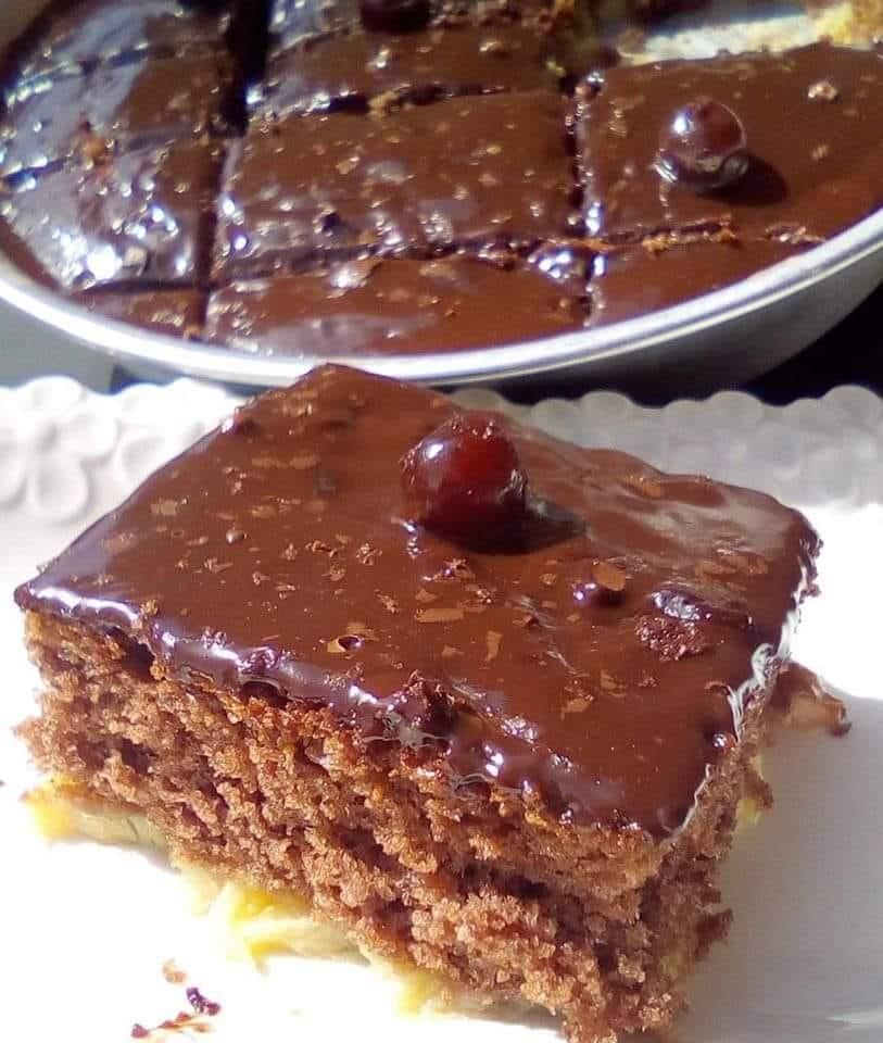 Αφράτο- γλυκό- με- μπανάνα -για- της- Παναγίας-