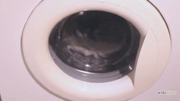 έξυπνο κόλπο-καθαριότητας-για-να-αφαιρέσετε-τον-λεκέ από κερί-στα-ρούχα- έξυπνο κόλπο-καθαριότητας-για-να-αφαιρέσετε-τον-λεκέ από κερί-στα-ρούχα-