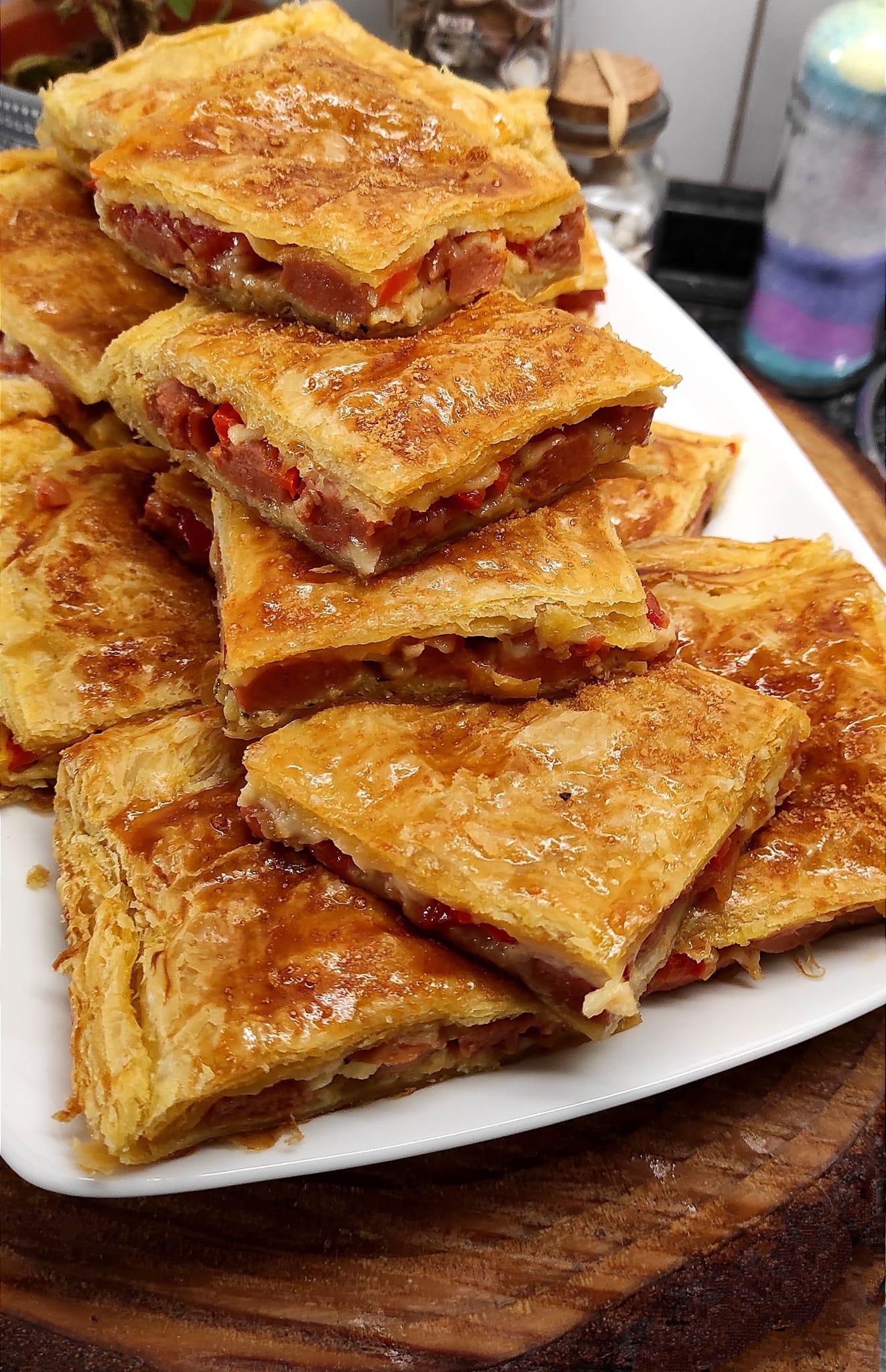 λουκανικόπιτα-συνταγή-