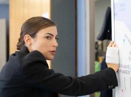 Παγιδευμένη: Μία άγρια δολοφονία και έναν θύμα που ζητά δικαίωση